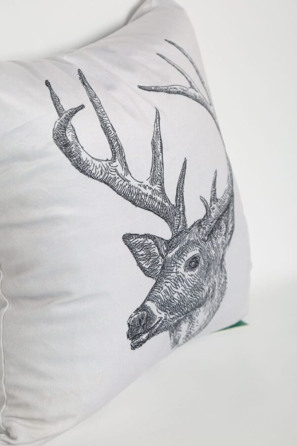 Deer Coussin - Image 2