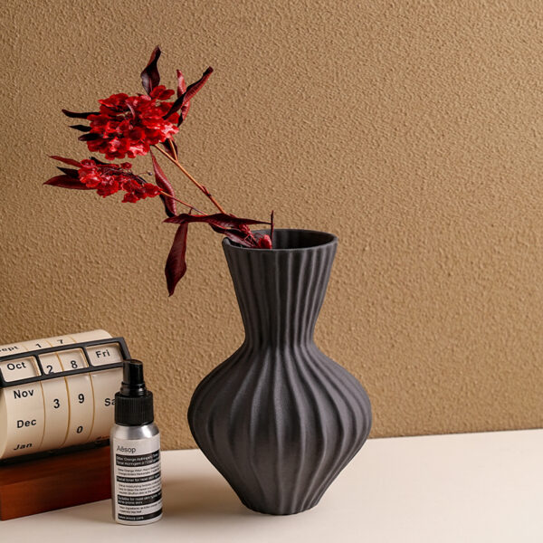 Retro Striped Flower Vase - Image 9