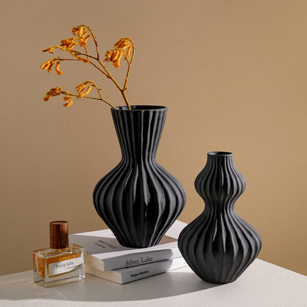 Retro Striped Flower Vase - Image 8