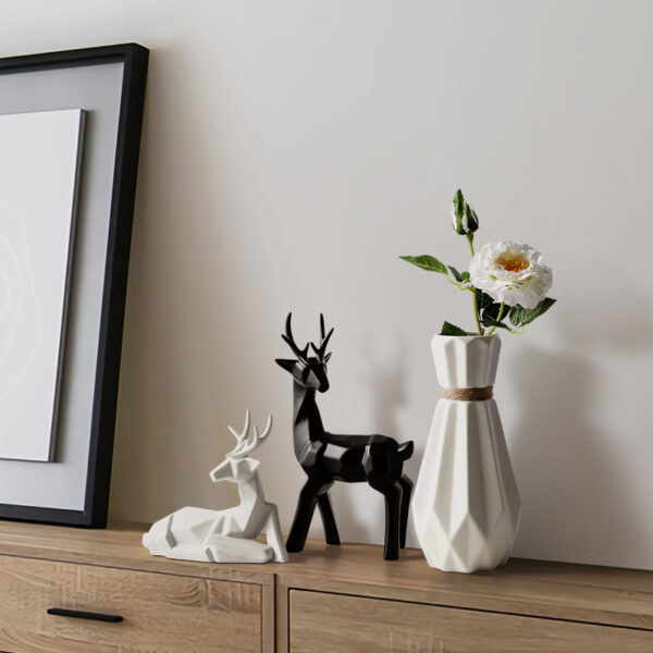 Geometric Elk A