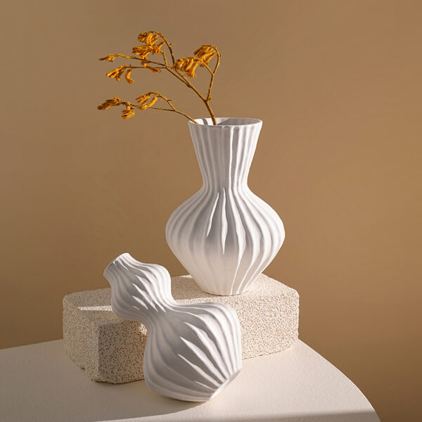 Retro Striped Flower Vase - Image 2