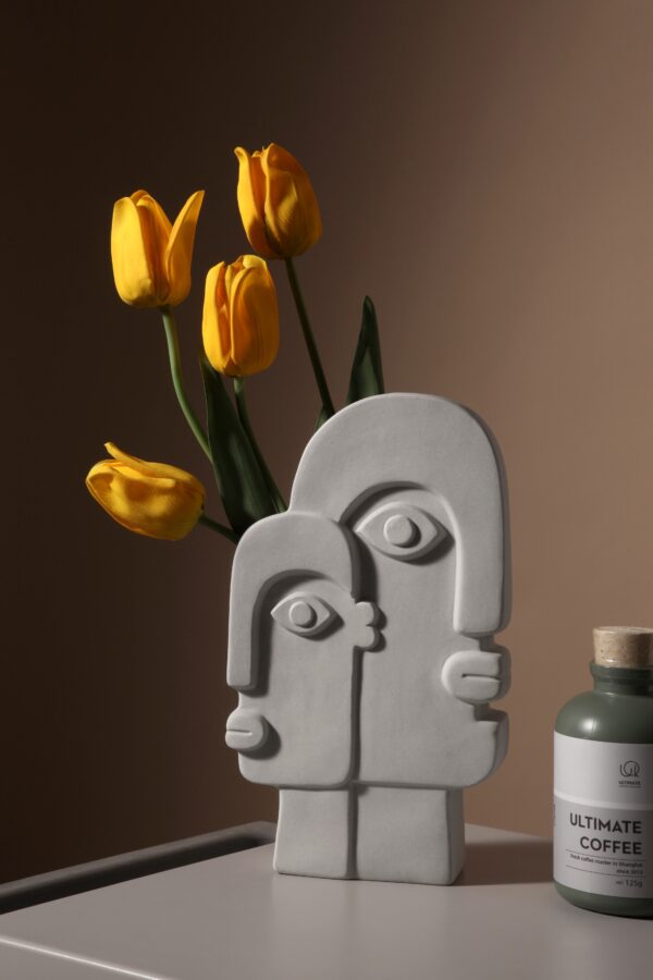 Abstract Face Vase