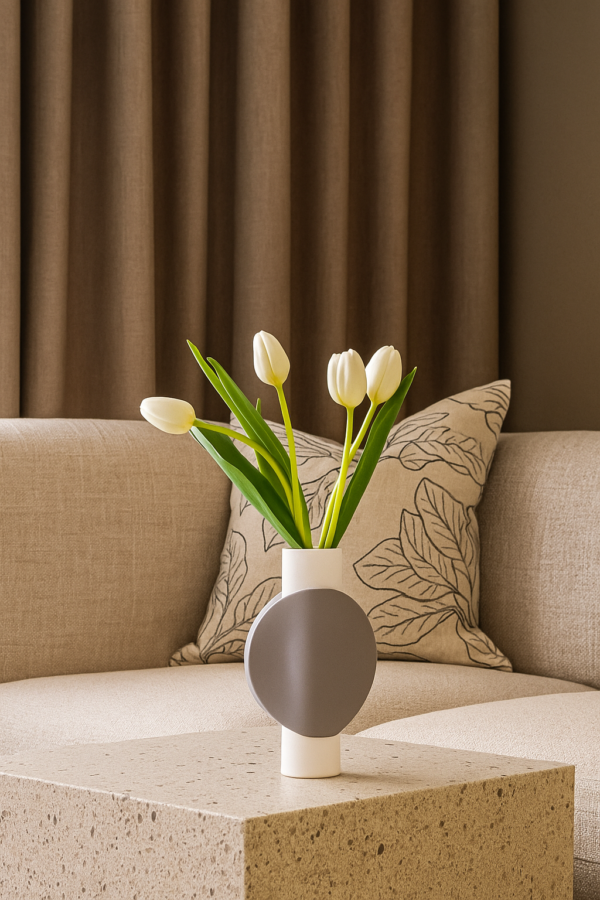 Point Vase